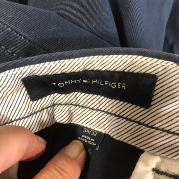 Tommy Hilfiger classic fit navy pant 34 x 32 - Picture 6 of 6